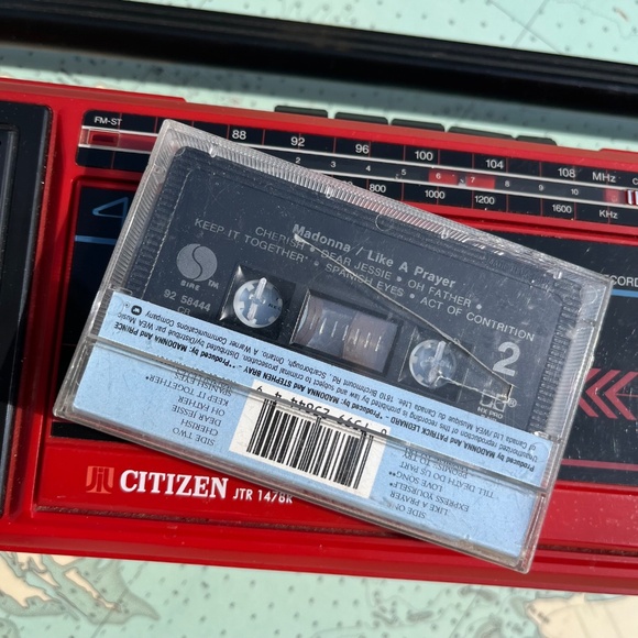 Vintage 1989 Madonna Like A Prayer Cassette Tape - Picture 2 of 4